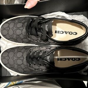 Coach shoes size 9.5